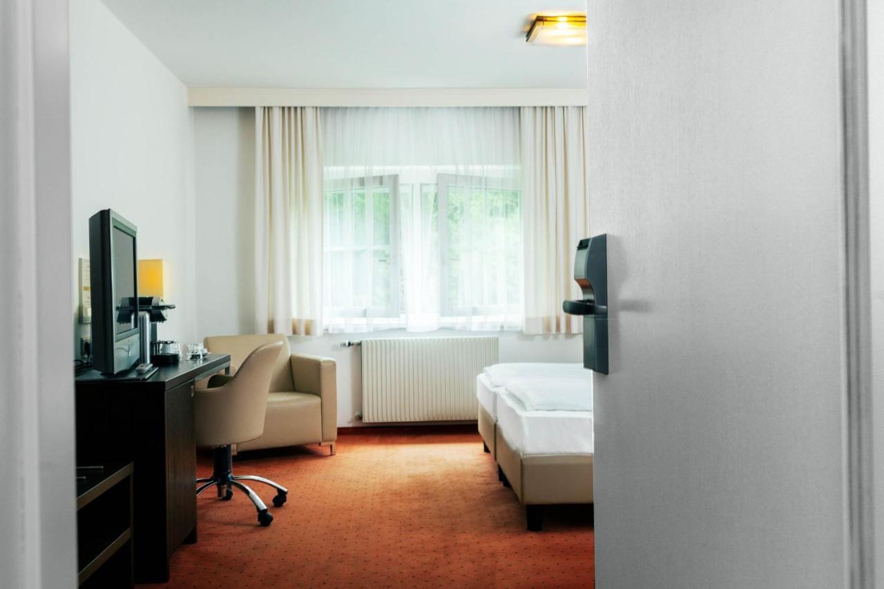 Hotel Plattenwirt Клагенфурт Екстериор снимка